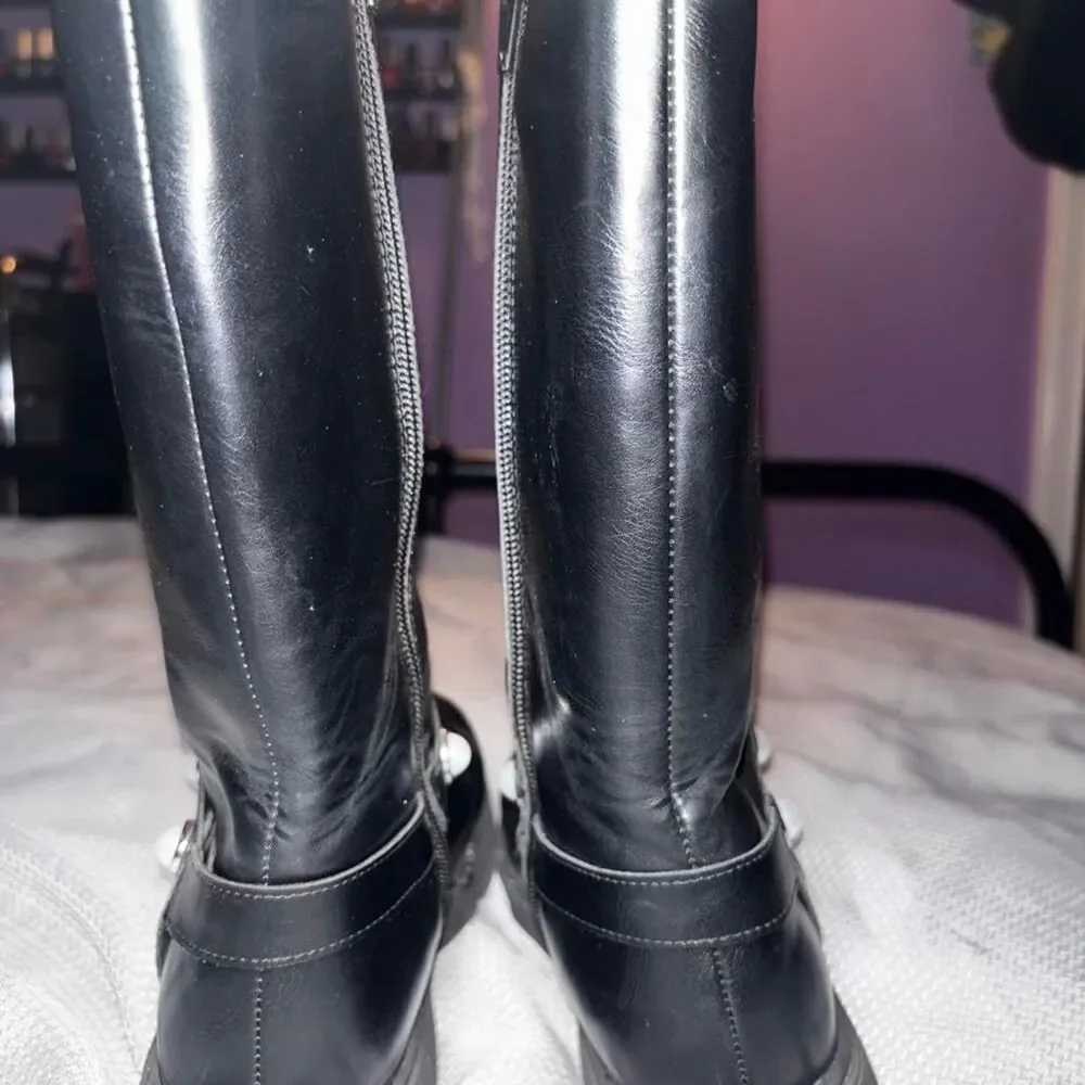 Girl's knee high pearl black boots size 2 good condition